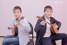 Репетитор по домбре Алматы