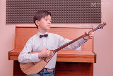 уроки домбры для мальчиков алматы